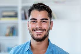 <em>Arturo Torres</em>